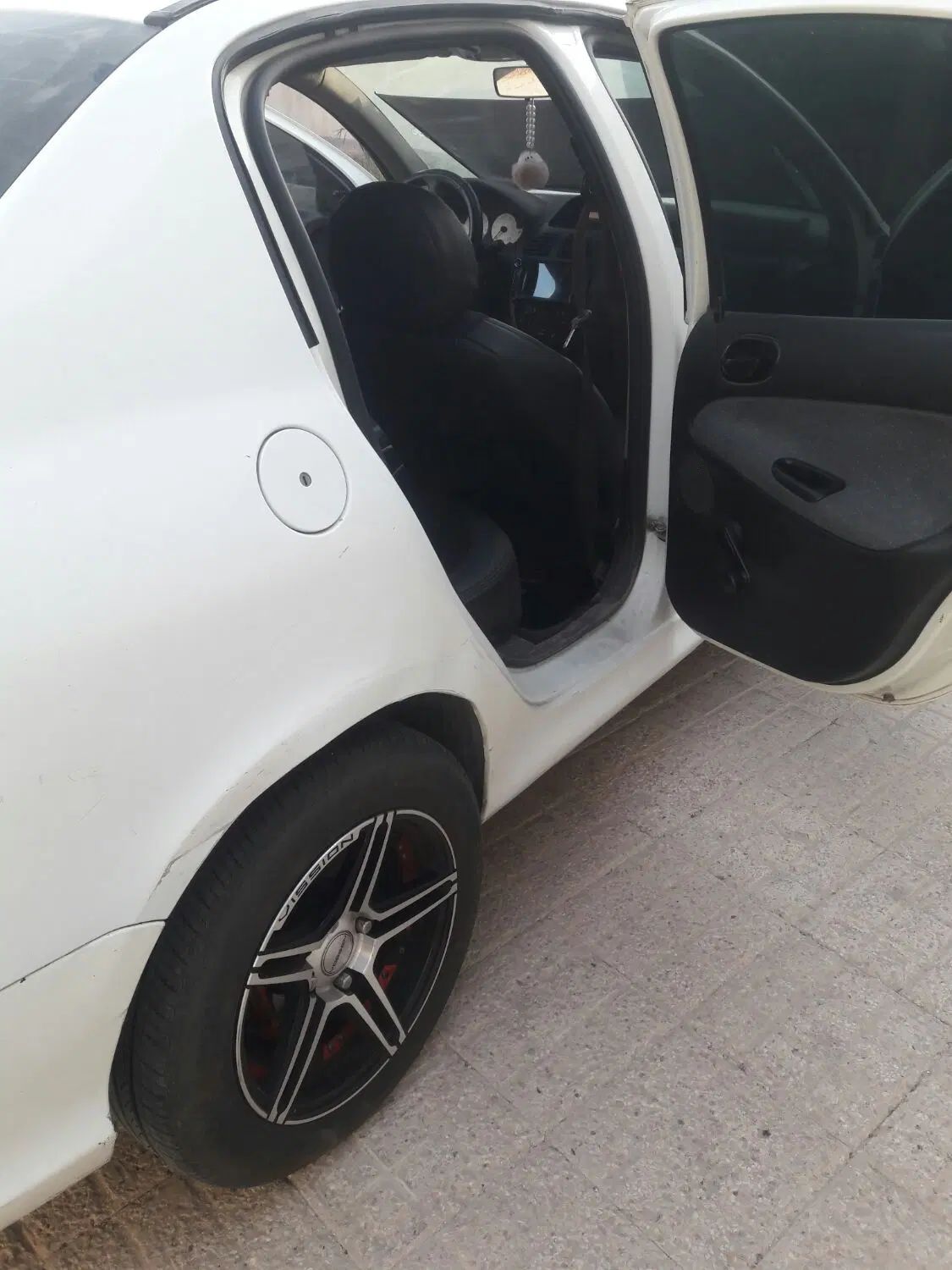 پژو ۲۰۶ صندوق دار v8 - 1387