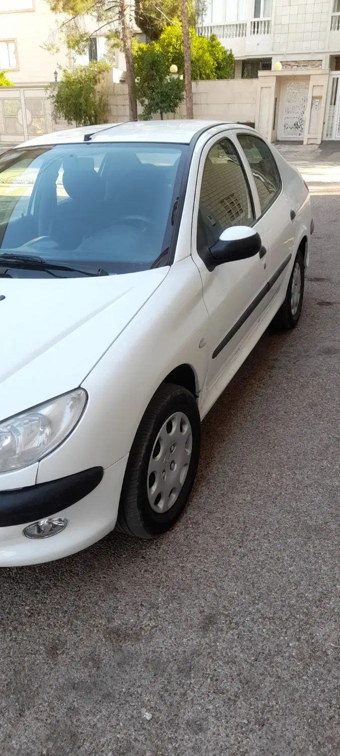 پژو ۲۰۶ صندوق دار v8 - 1395