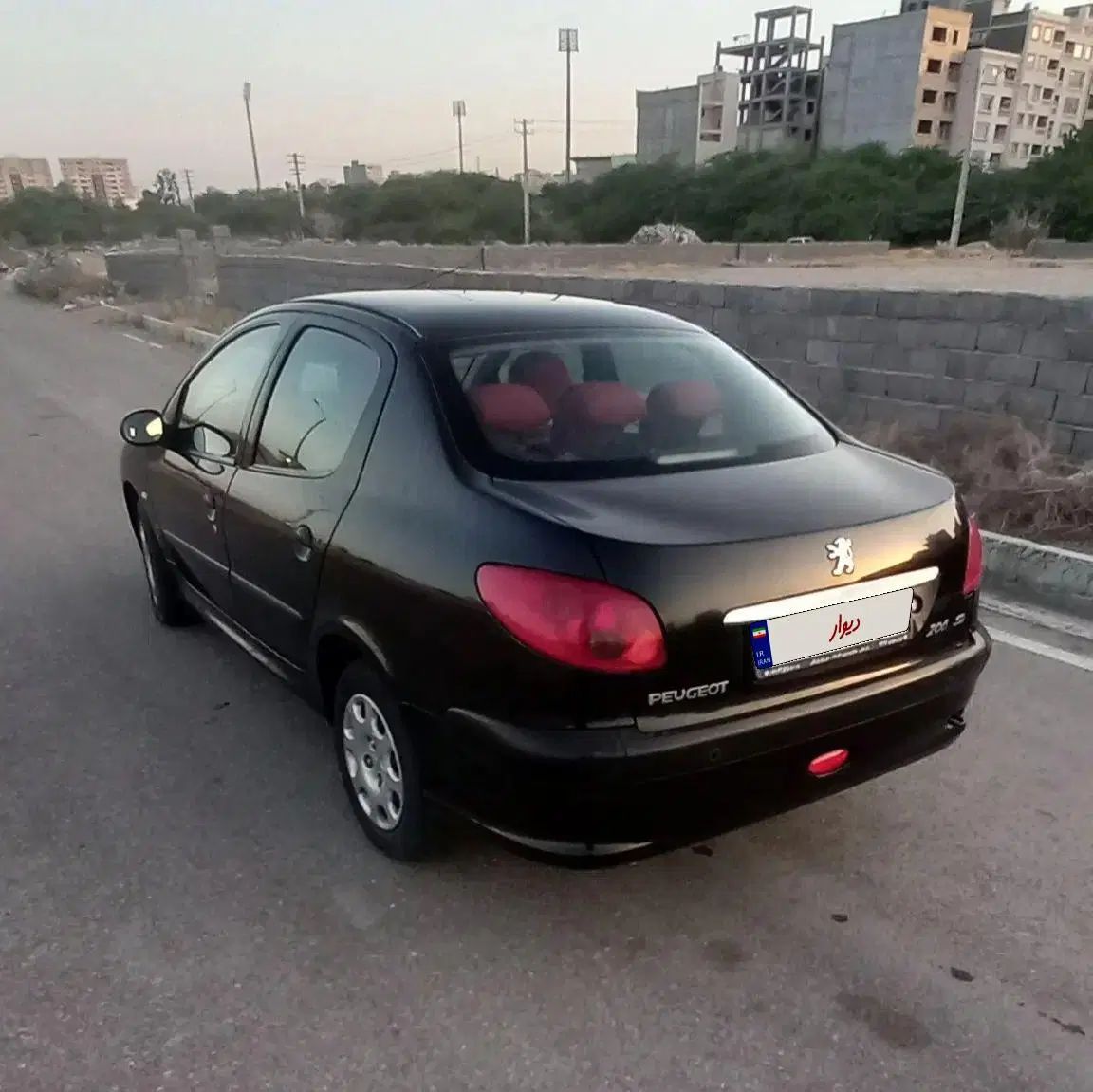 پژو ۲۰۶ صندوق دار v8 - 1396
