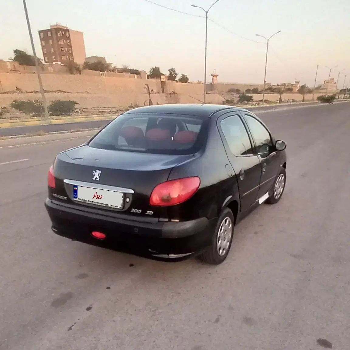 پژو ۲۰۶ صندوق دار v8 - 1396