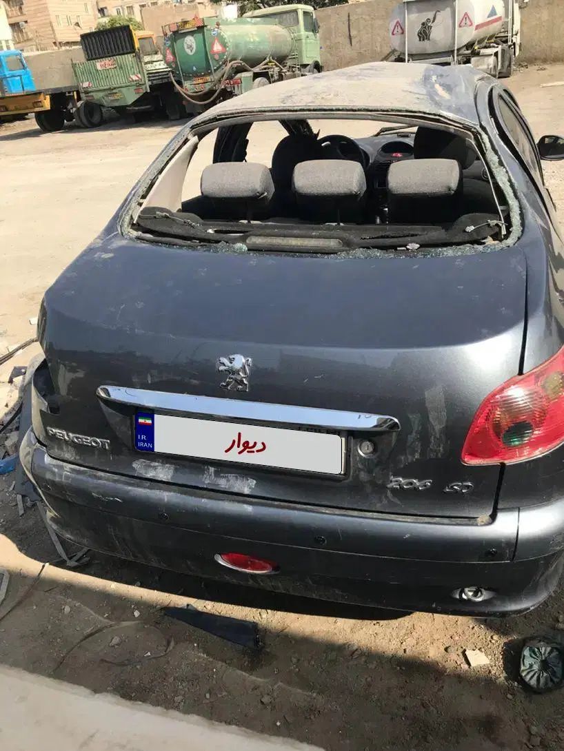پژو ۲۰۶ صندوق دار v8 - 1391