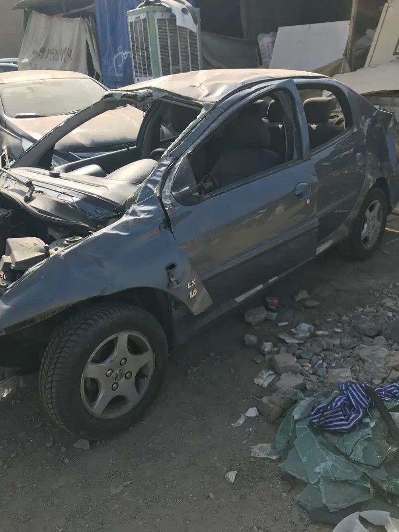 پژو ۲۰۶ صندوق دار v8 - 1391