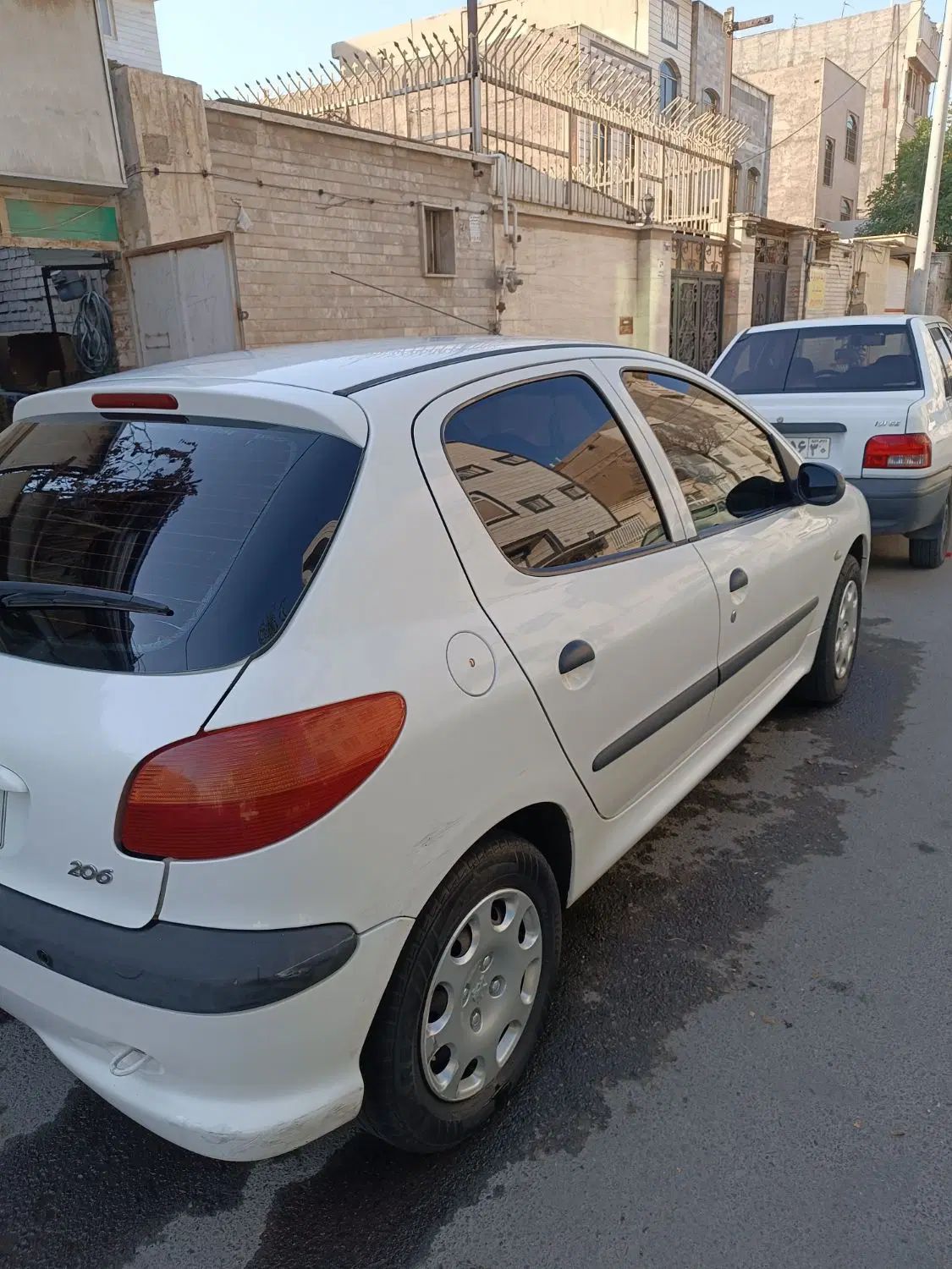 پژو 206 تیپ 2 - 1396