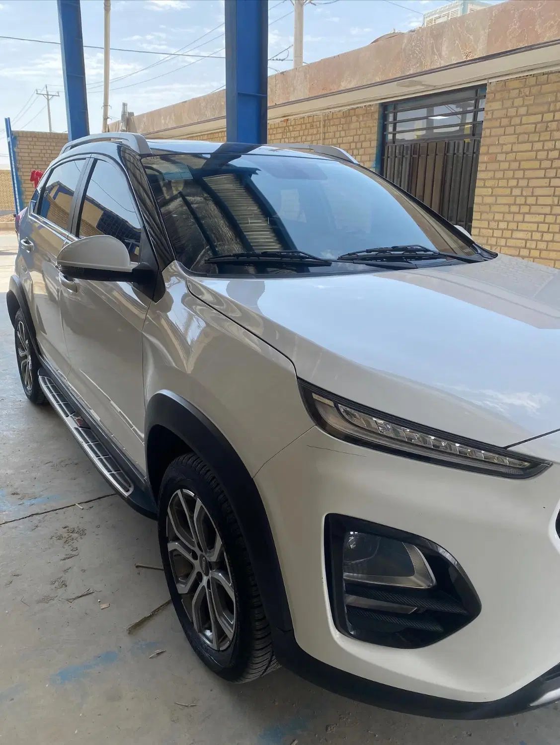 ام وی ام X22 اتوماتیک اسپرت لاکچری - 1400