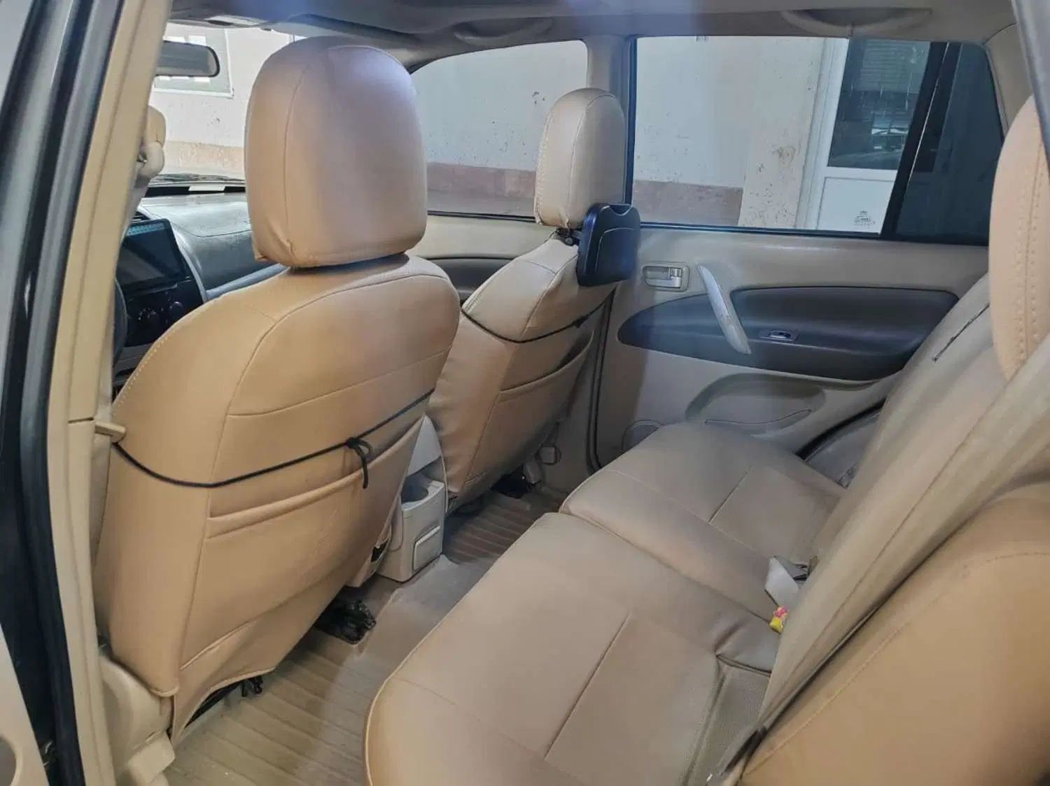 ام وی ام X33 دنده‌ای ساده - 1390