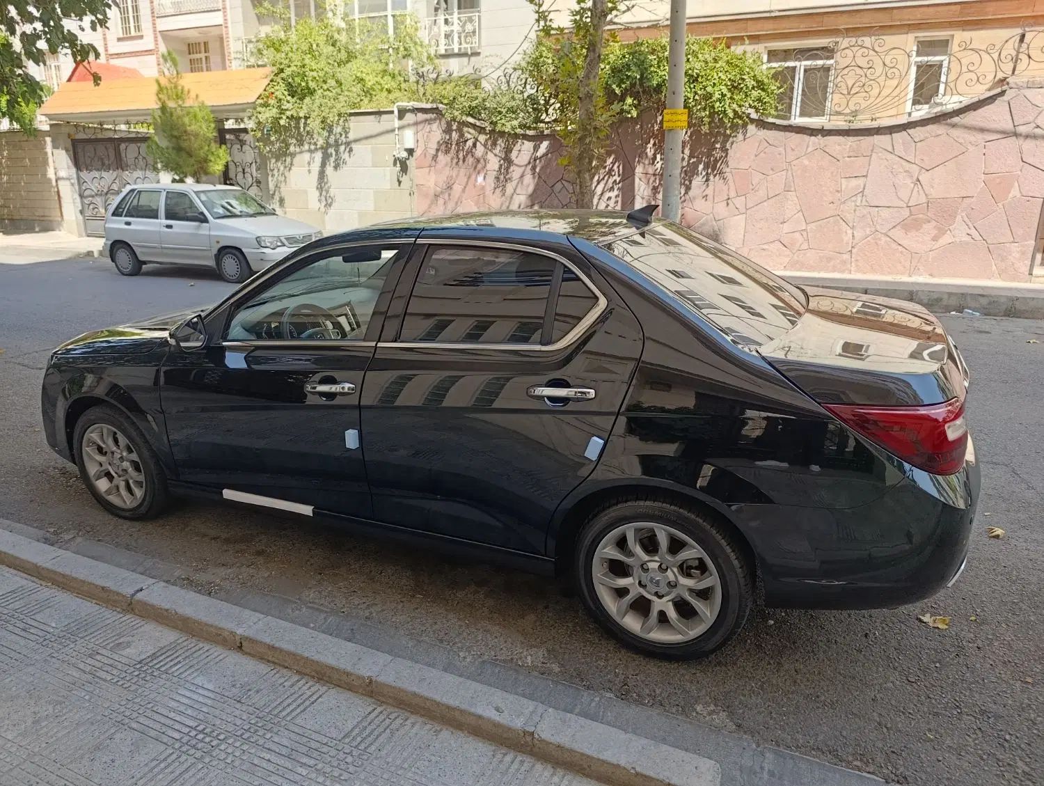 دنا پلاس توربو 6 دنده - 1403