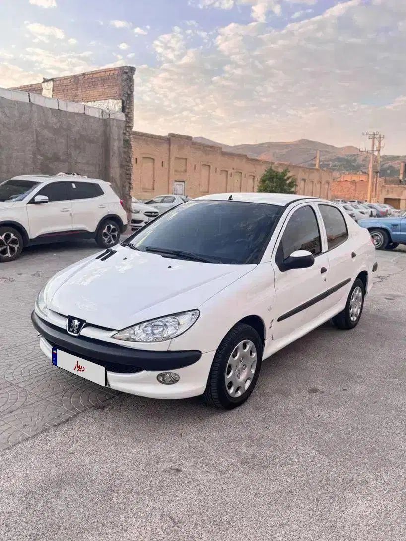 پژو ۲۰۶ صندوق دار v8 - 1394