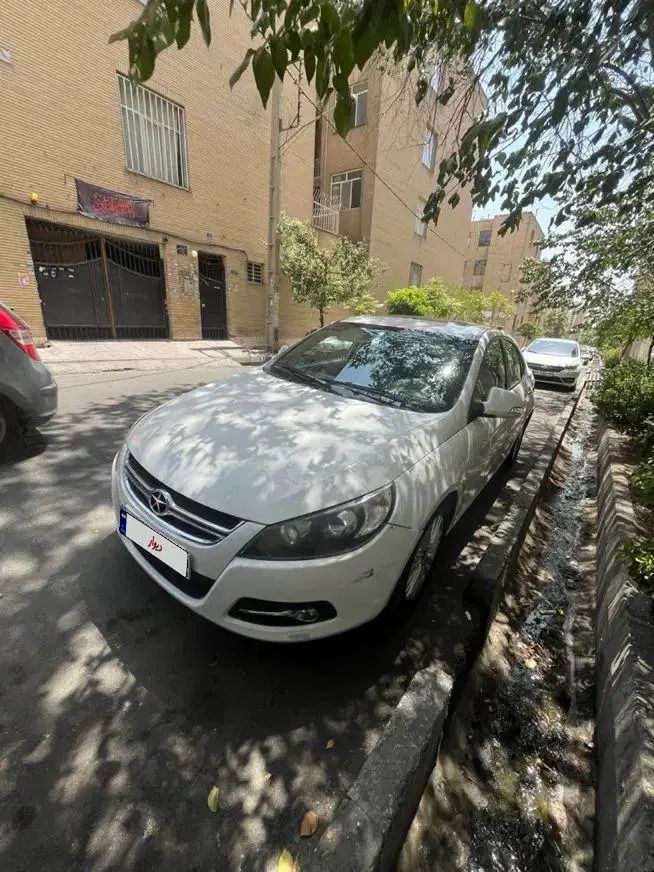 جک J5 اتوماتیک - 1394
