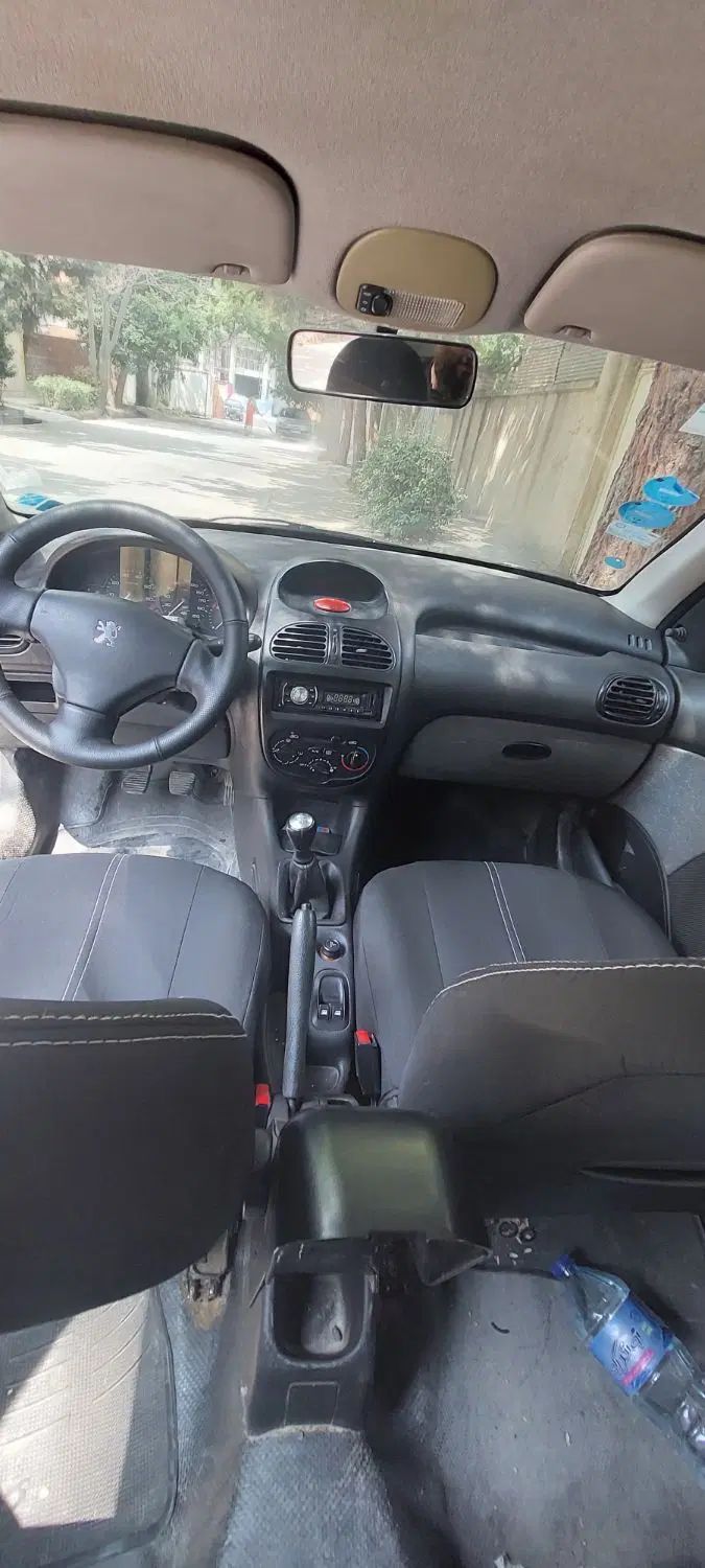 پژو ۲۰۶ صندوق دار v20 - 1389