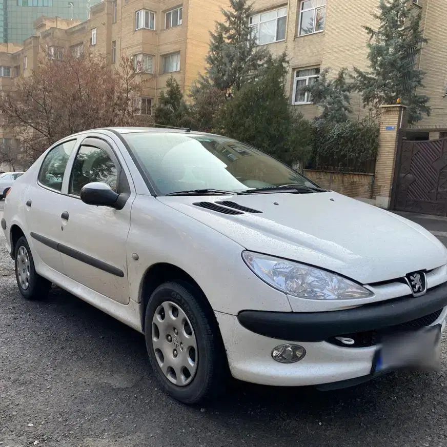 پژو ۲۰۶ صندوق دار v8 - 1392