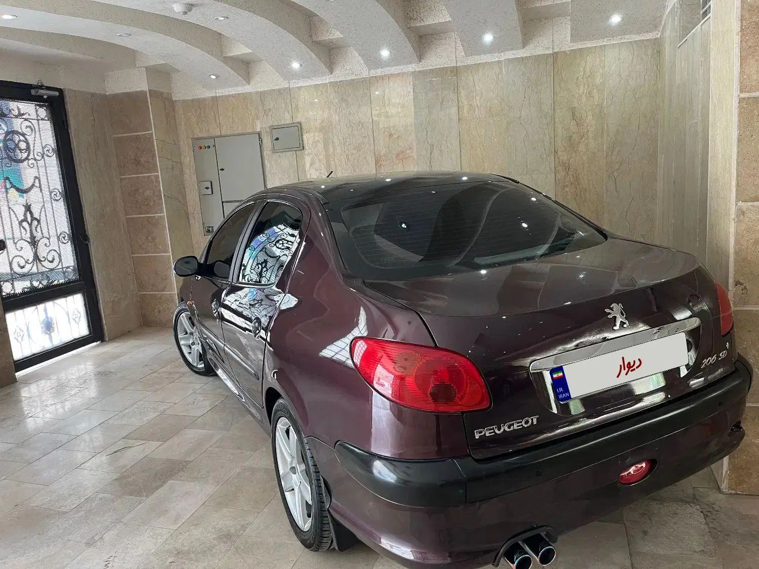 پژو ۲۰۶ صندوق دار v8 - 1390