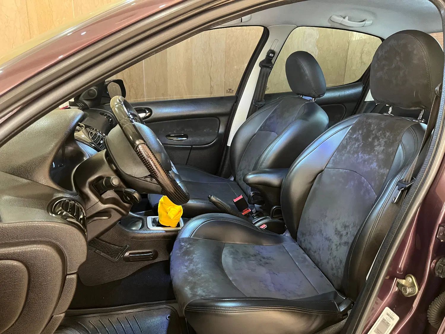 پژو ۲۰۶ صندوق دار v8 - 1390