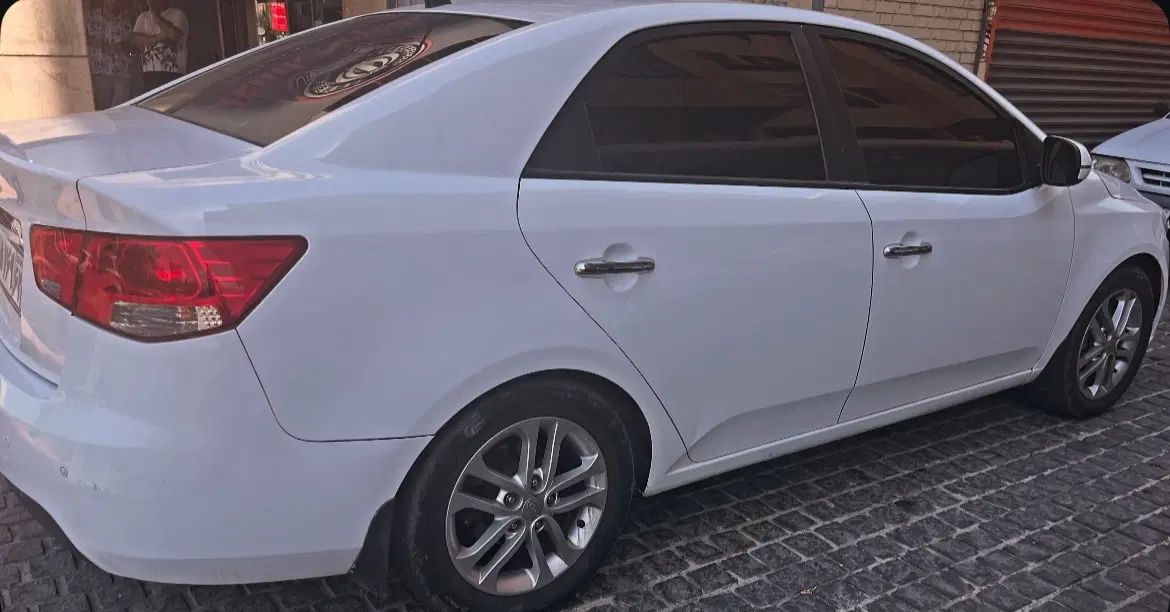 کیا سراتو 2.0 لیتر اتوماتیک GT لاین - 2016