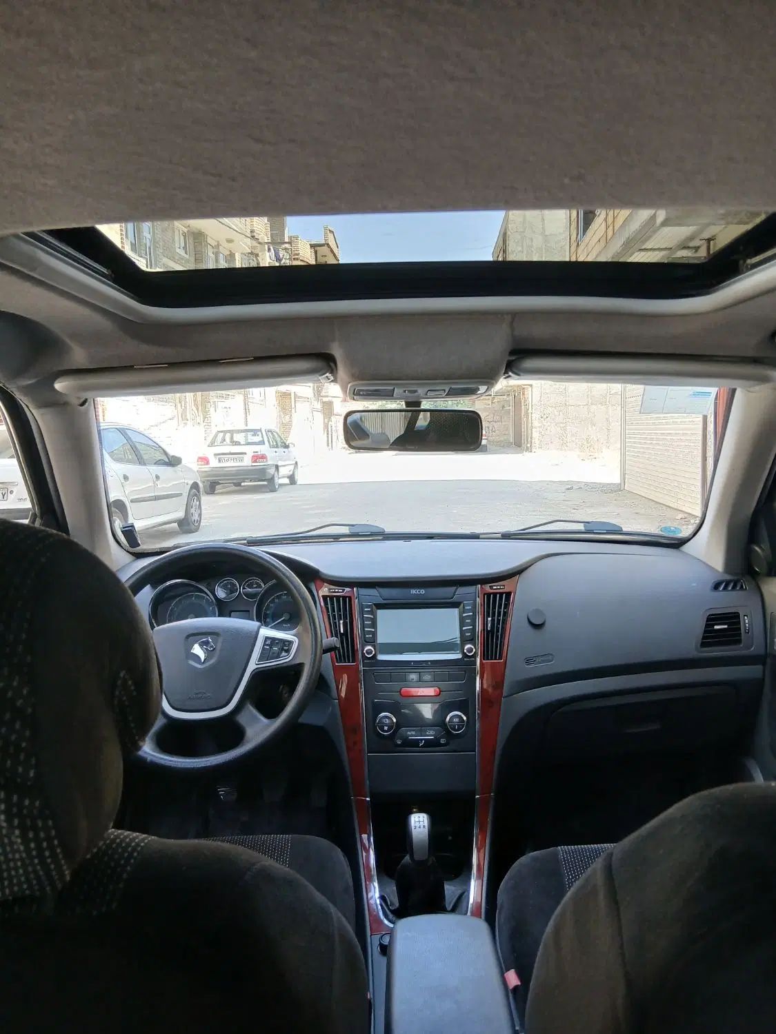 دنا پلاس تیپ ۲ سانروف ۴ ایربگ - 1396