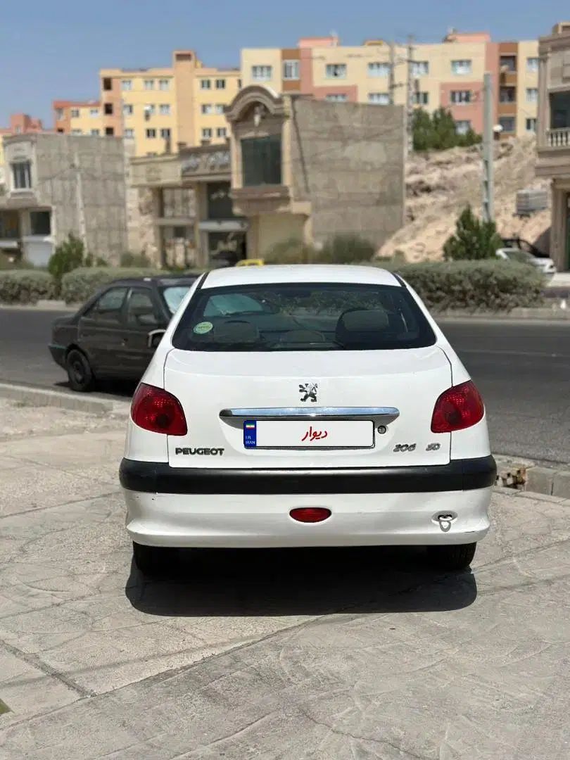 پژو ۲۰۶ صندوق دار v8 - 1399