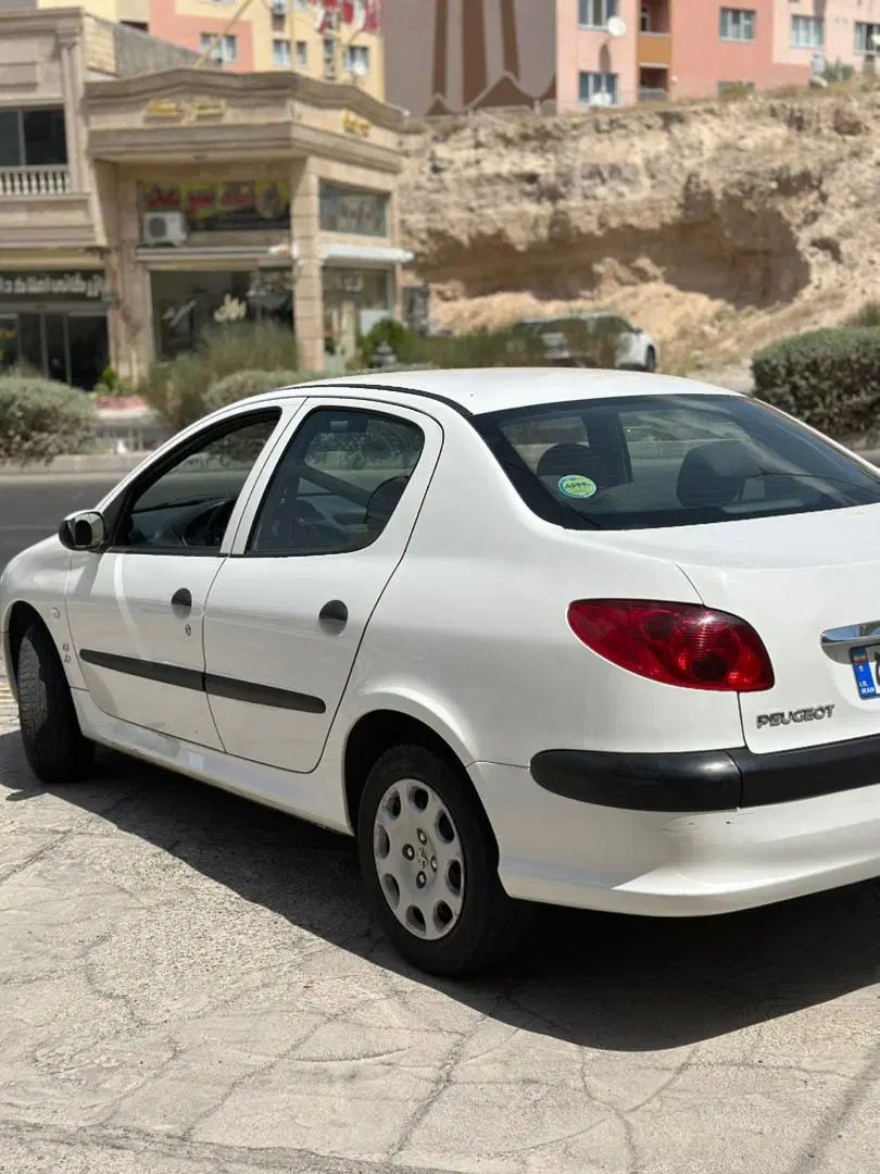 پژو ۲۰۶ صندوق دار v8 - 1399