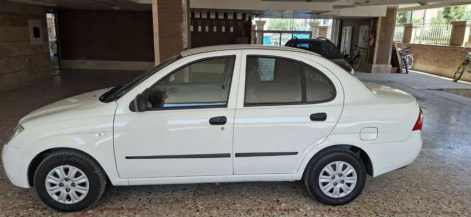 تیبا صندوق دار EX - 1395