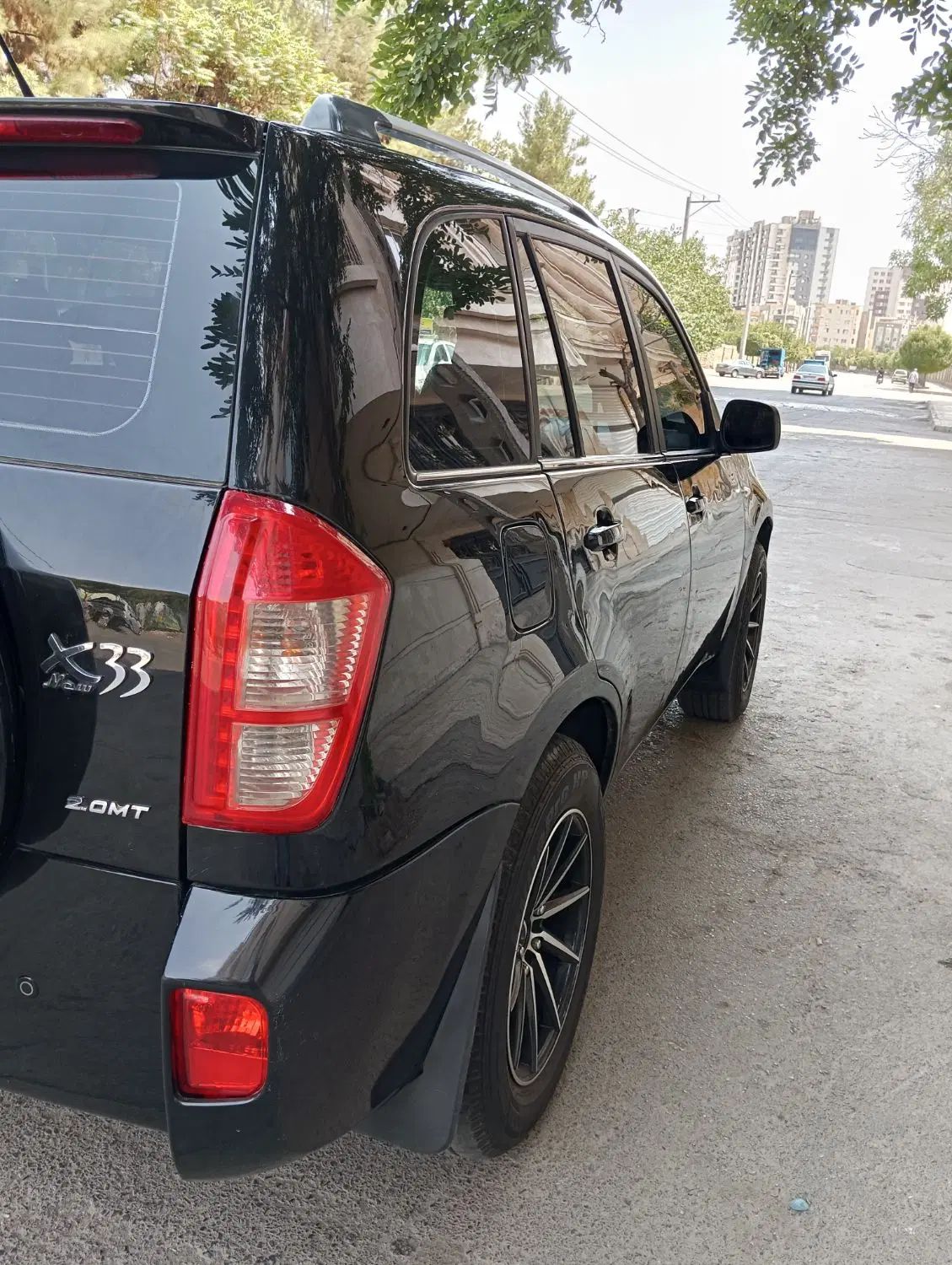 ام وی ام X33 دنده‌ای ساده - 1394
