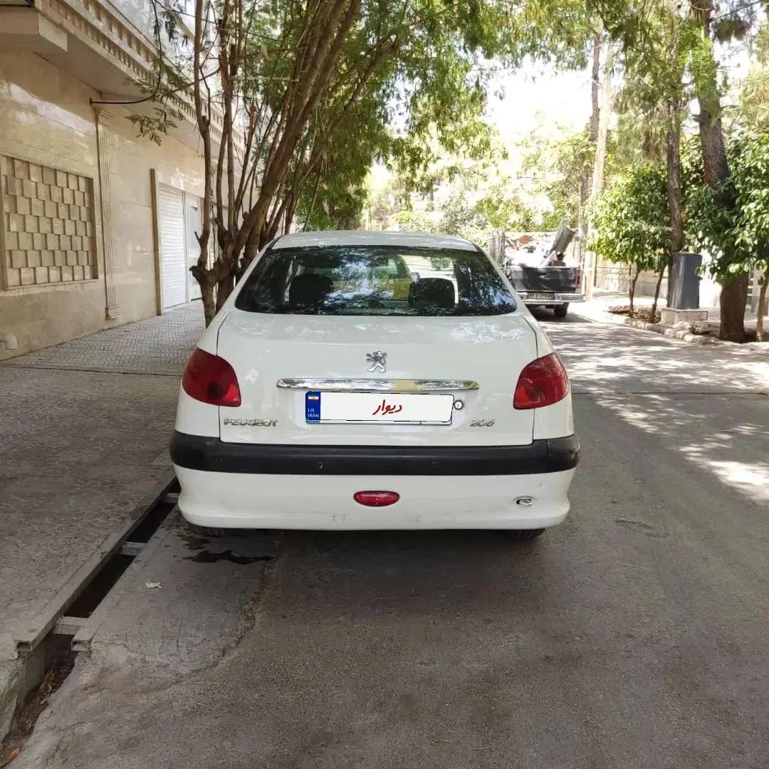 پژو ۲۰۶ صندوق دار v20 - 1388