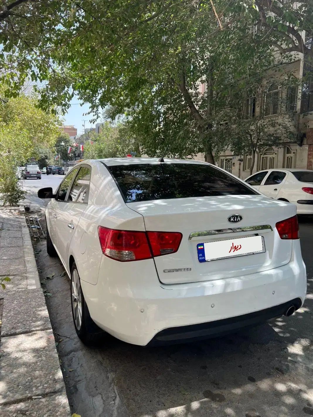 کیا سراتو 2.0 لیتر اتوماتیک GT لاین - 2010