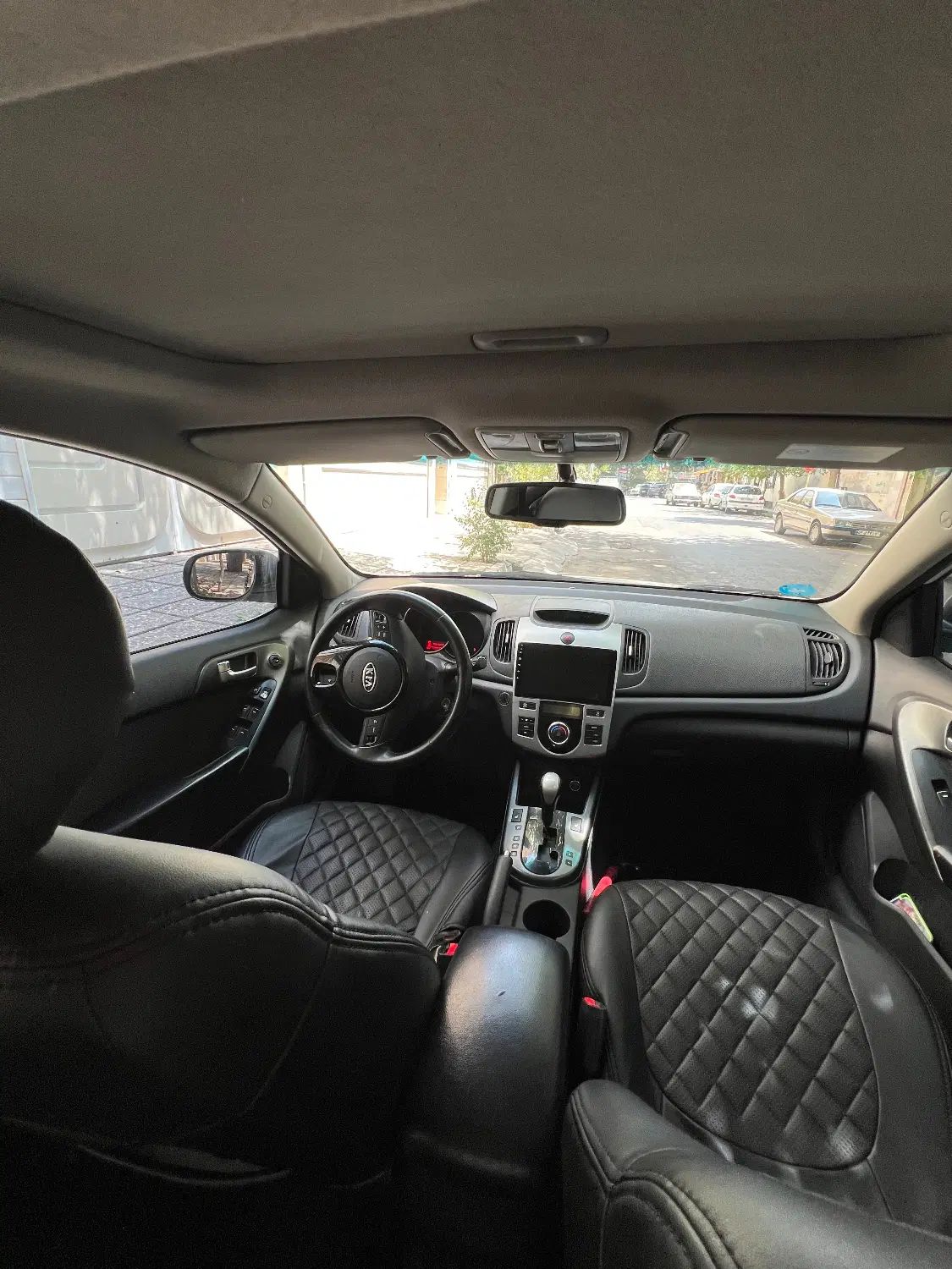 کیا سراتو 2.0 لیتر اتوماتیک GT لاین - 2010