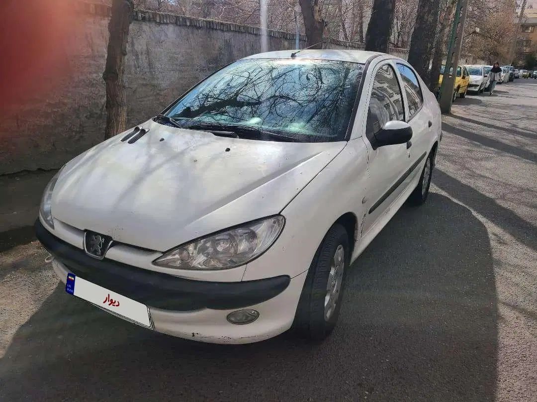 پژو ۲۰۶ صندوق دار v8 - 1393
