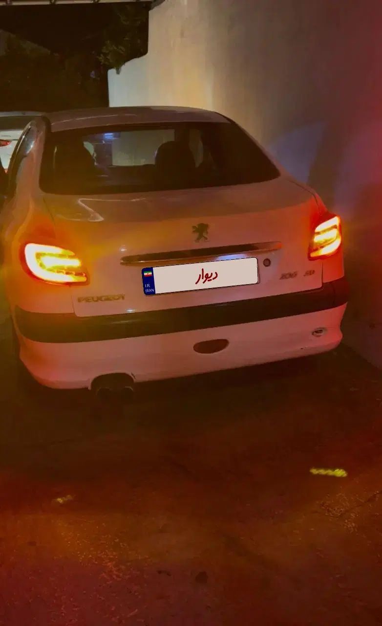 پژو ۲۰۶ صندوق دار v8 - 1390