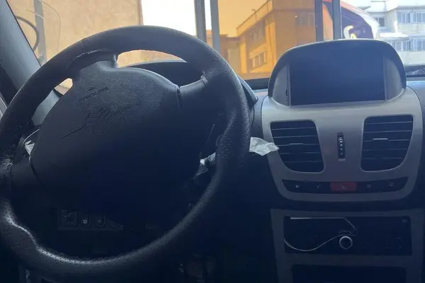 کوییک R دنده‌ای - 1400