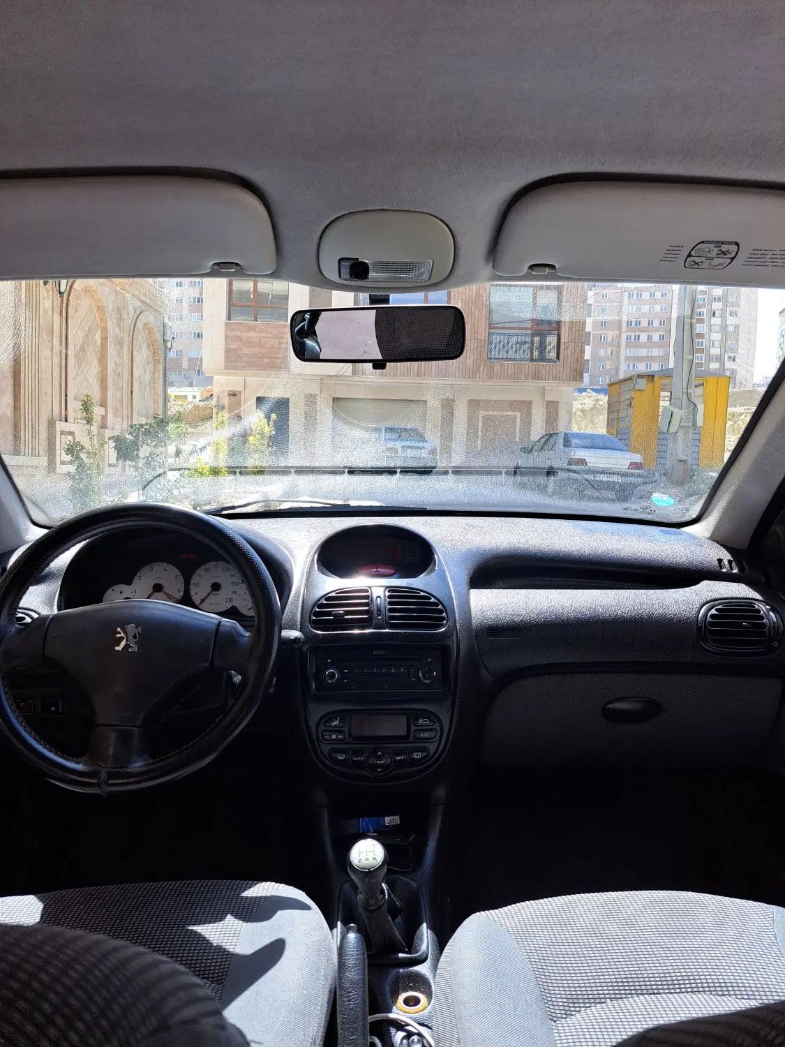 پژو ۲۰۶ صندوق دار v8 - 1394