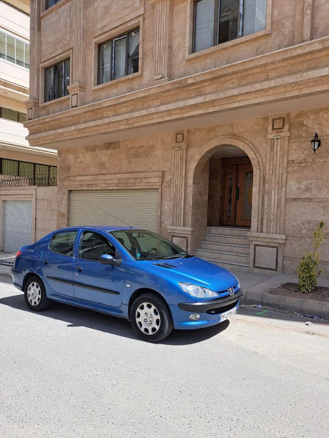 پژو ۲۰۶ صندوق دار v8 - 1394
