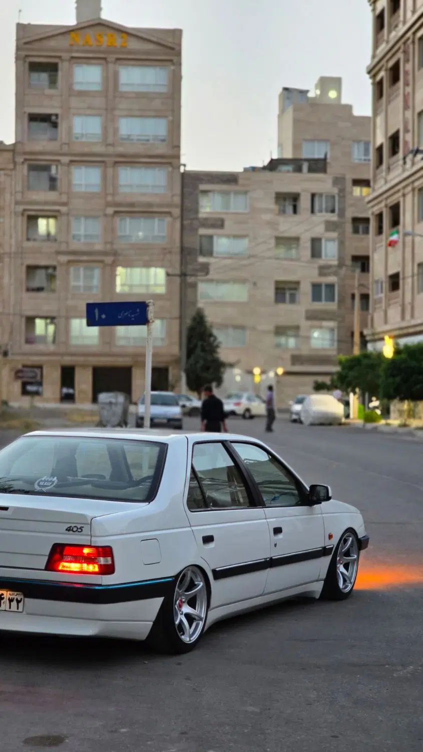 پژو 405 SLX بنزینی TU5 - 1391