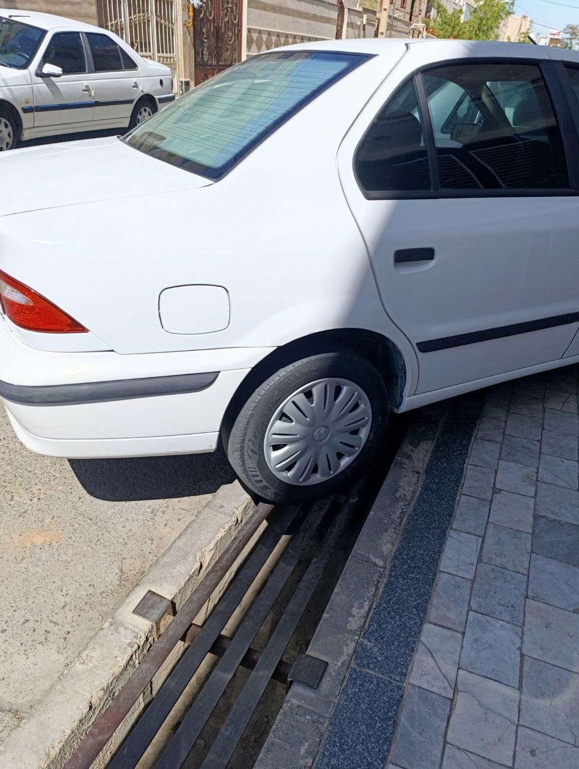 سمند LX XU7 - 1398