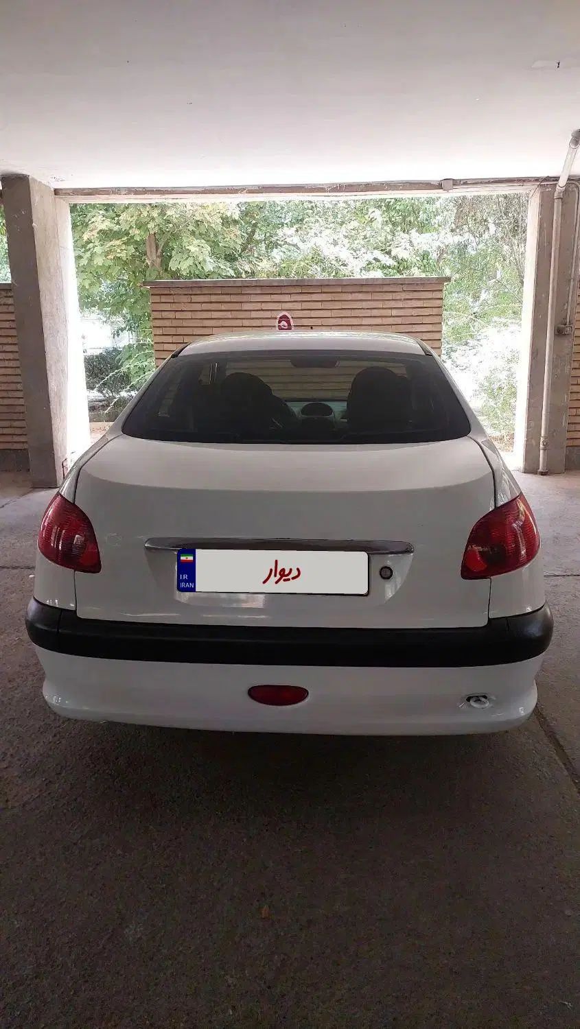 پژو ۲۰۶ صندوق دار v8 - 1390