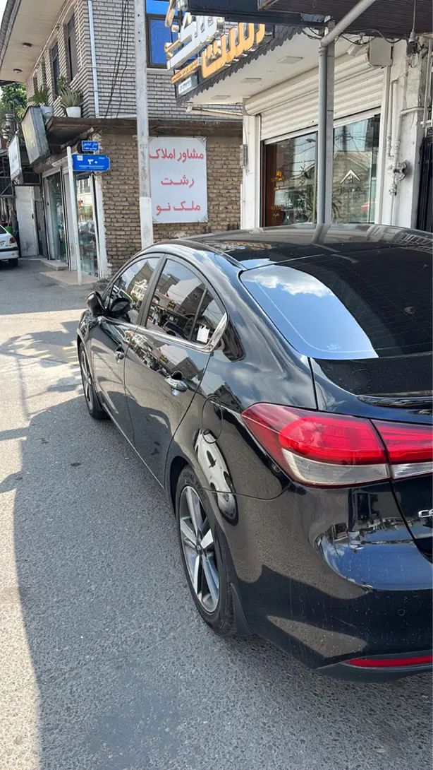کیا سراتو 2.0 لیتر اتوماتیک GT لاین - 2017