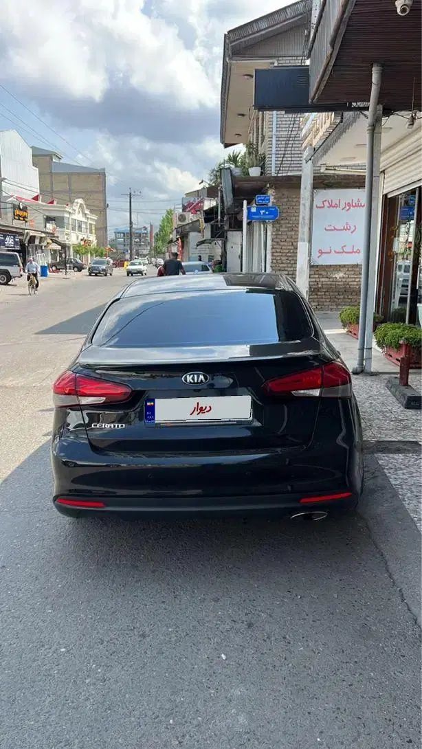 کیا سراتو 2.0 لیتر اتوماتیک GT لاین - 2017