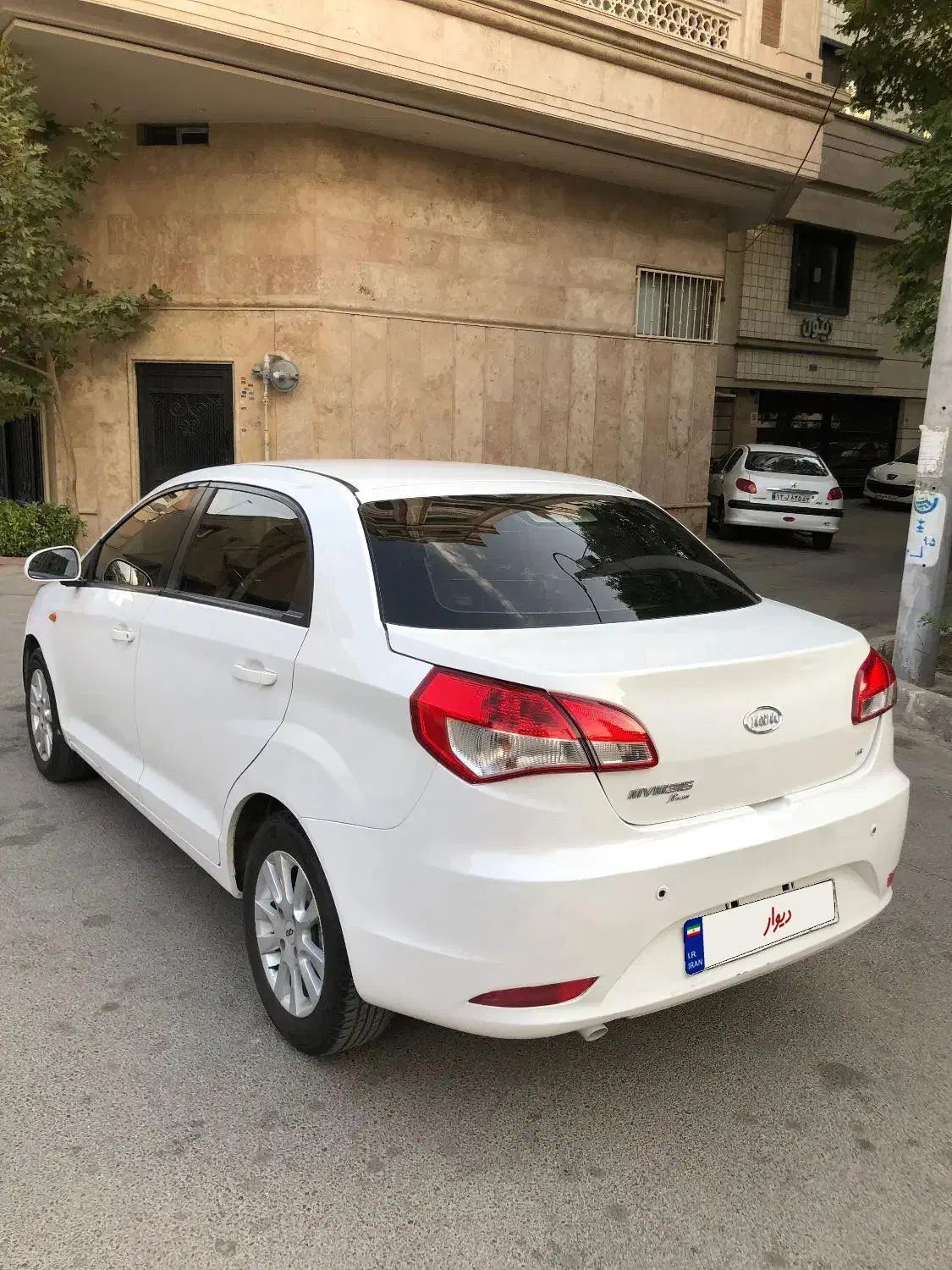 ام وی ام 315 صندوقدار اسپرت دنده‌ای - 1394