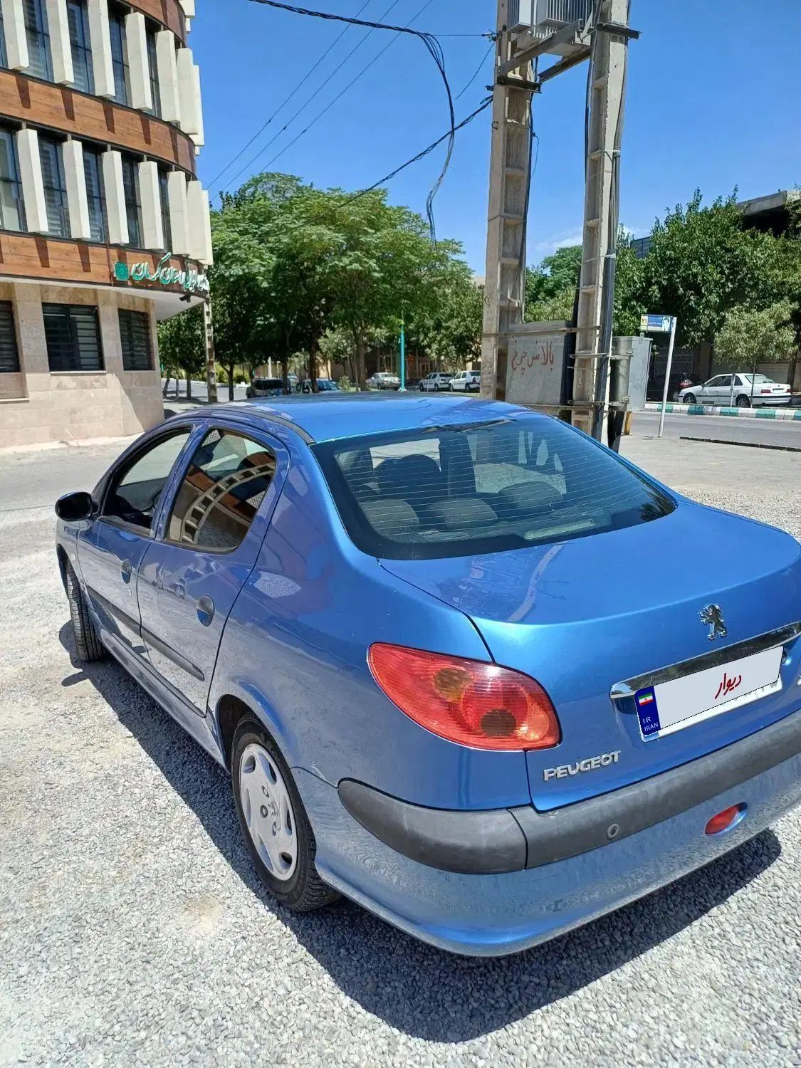 پژو ۲۰۶ صندوق دار v8 - 1395