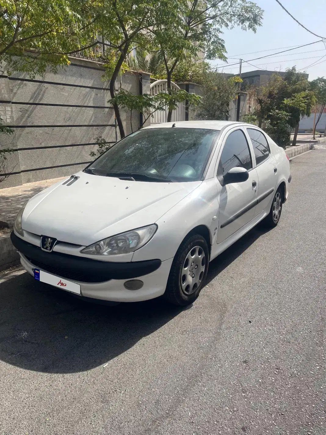 پژو ۲۰۶ صندوق دار v8 - 1395