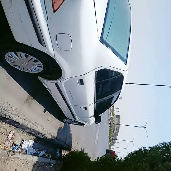 سمند LX XU7 - 1396