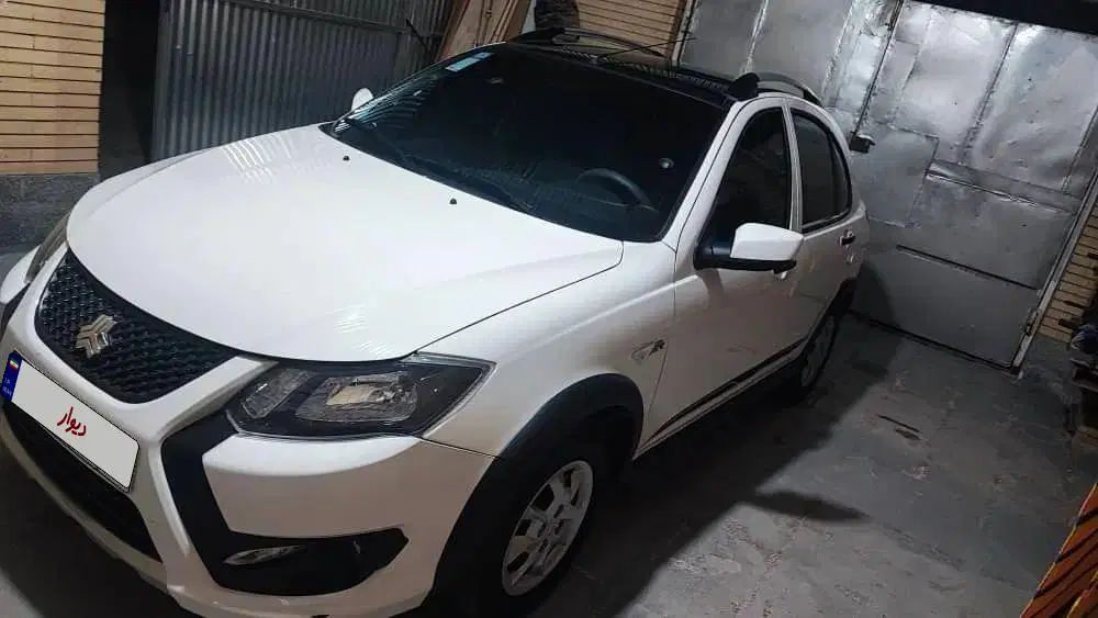 کوییک R دنده‌ای - 1403