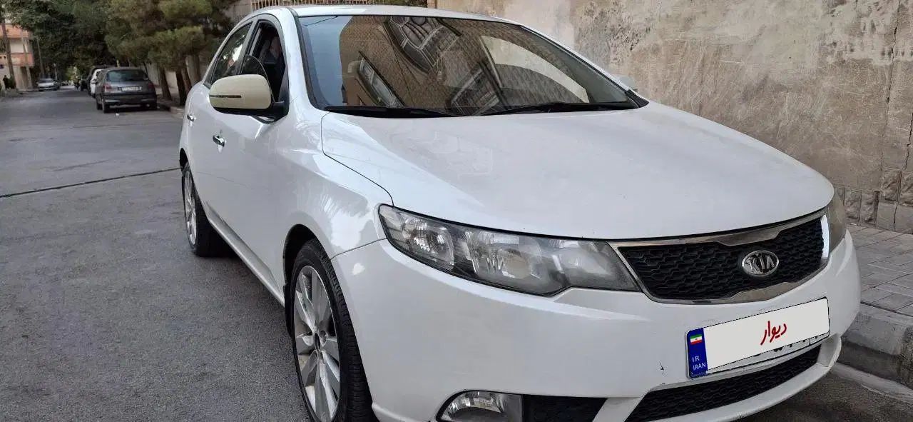 کیا سراتو 2.0 لیتر اتوماتیک GT لاین - 2011