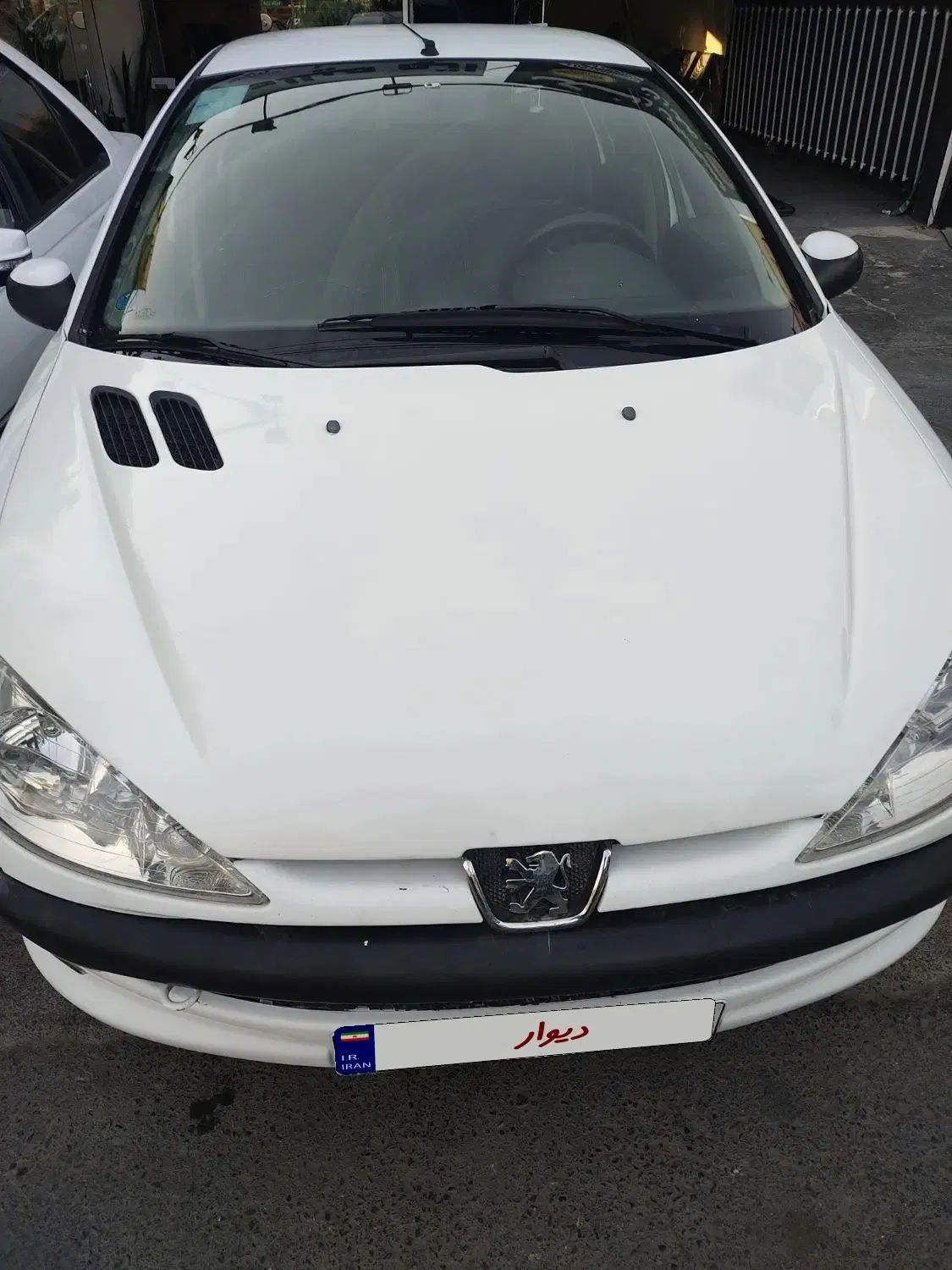 پژو ۲۰۶ صندوق دار v8 - 1395