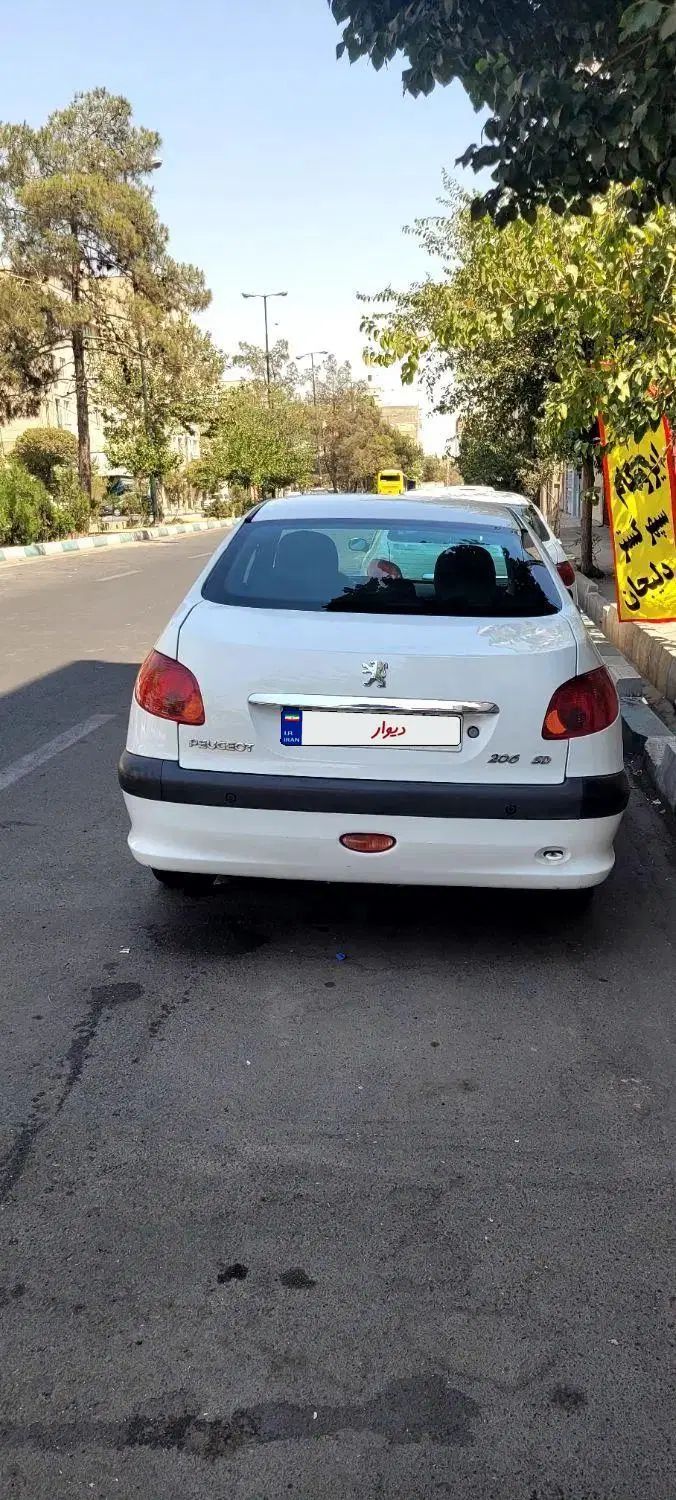 پژو ۲۰۶ صندوق دار v8 - 1396