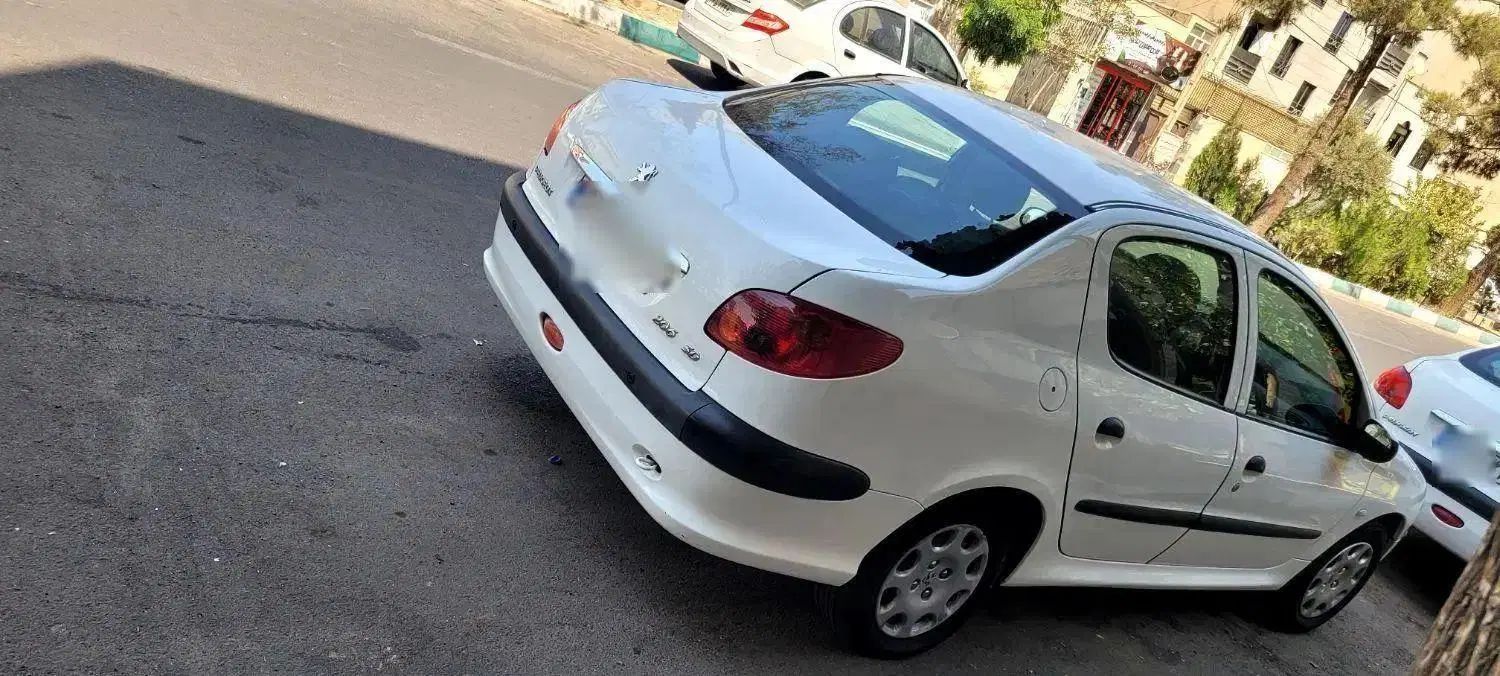 پژو ۲۰۶ صندوق دار v8 - 1396
