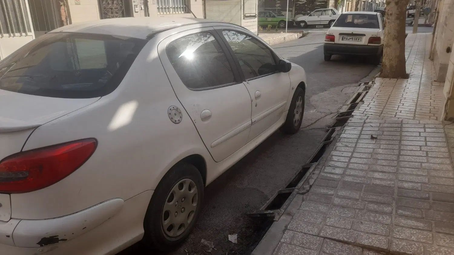 پژو ۲۰۶ صندوق دار v20 - 1390