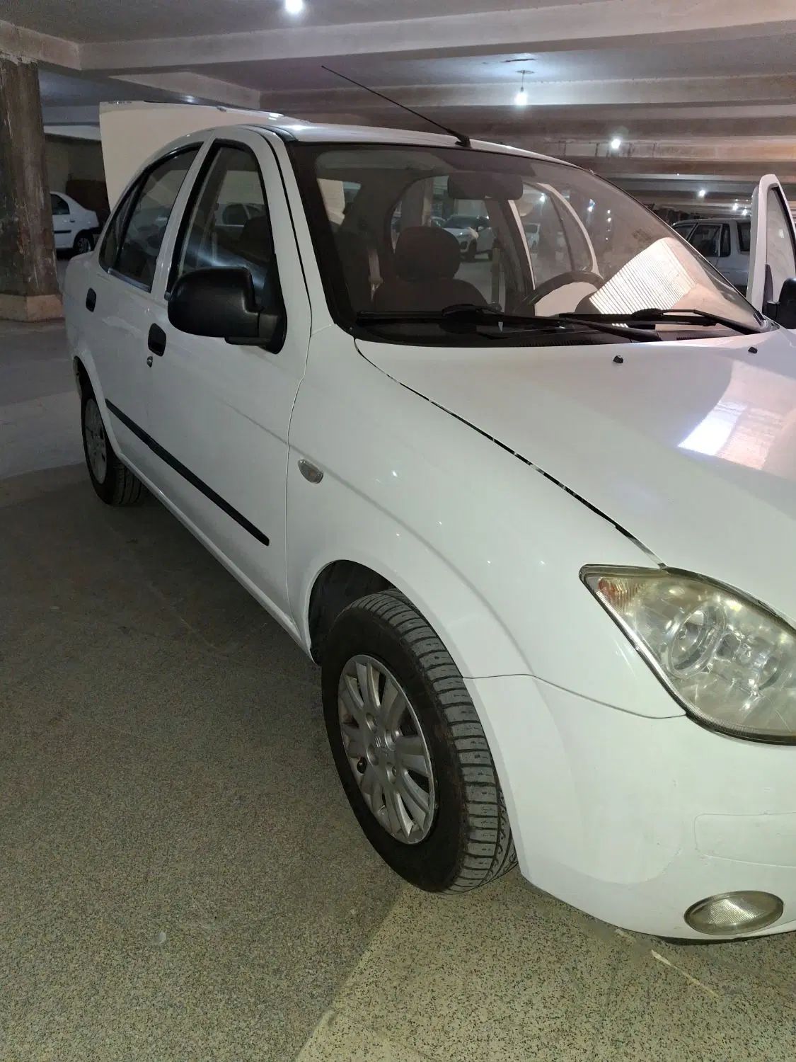 تیبا صندوق دار SX - 1395
