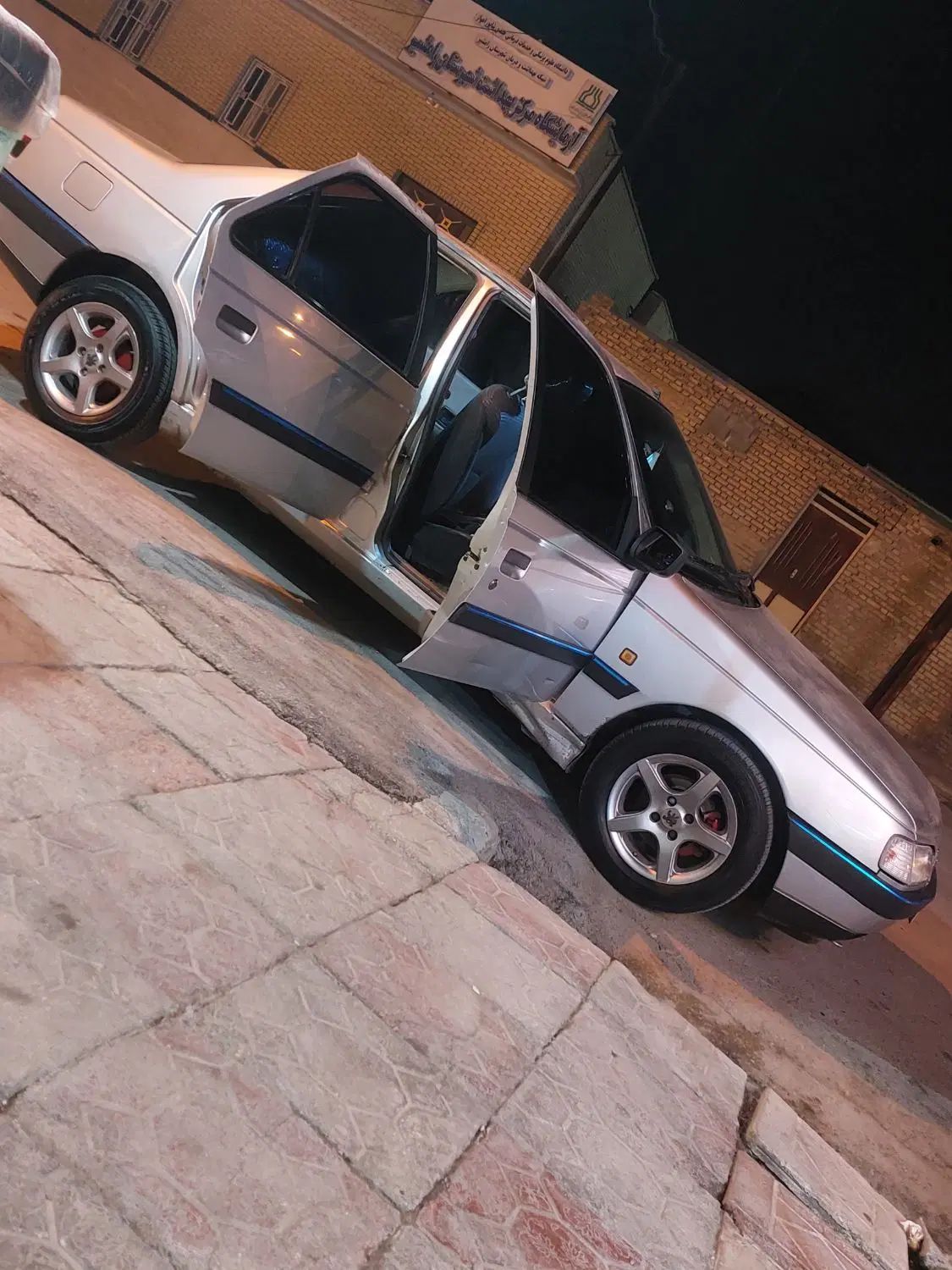 پژو 405 GLX - 1390