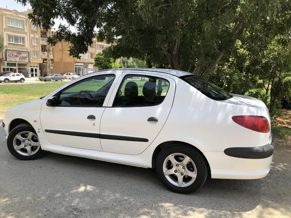 پژو ۲۰۶ صندوق دار v8 - 1397