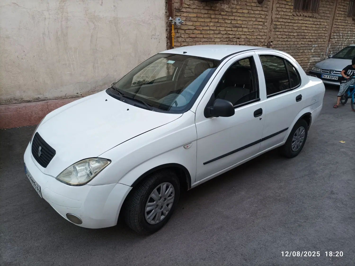 تیبا صندوق دار SX - 1396