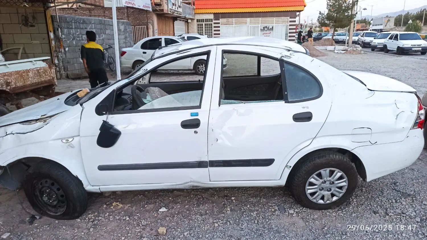 تیبا صندوق دار SX - 1394